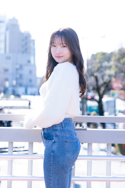 里仲菜月