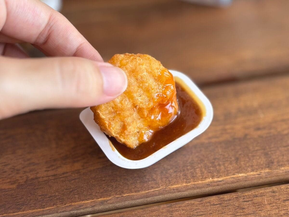 あなたはどっち派？【マクドナルド】新作ソース2種食べ比べ！限定パッケージも登場