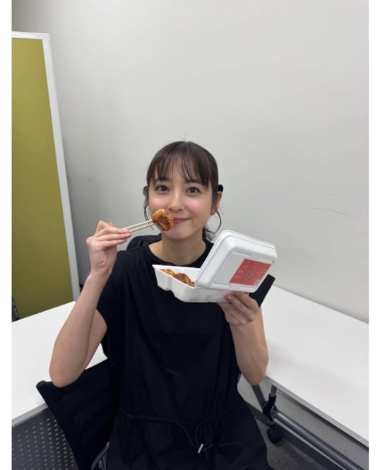 Instagram:佐々木希(@nozomisasaki_official)より