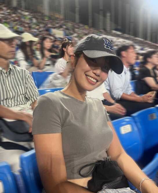 Instagram:稲村亜美(@inamura_ami)より