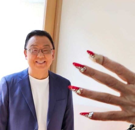 Instagram:梅沢 富美男［公式］(@tomioumezawa)より