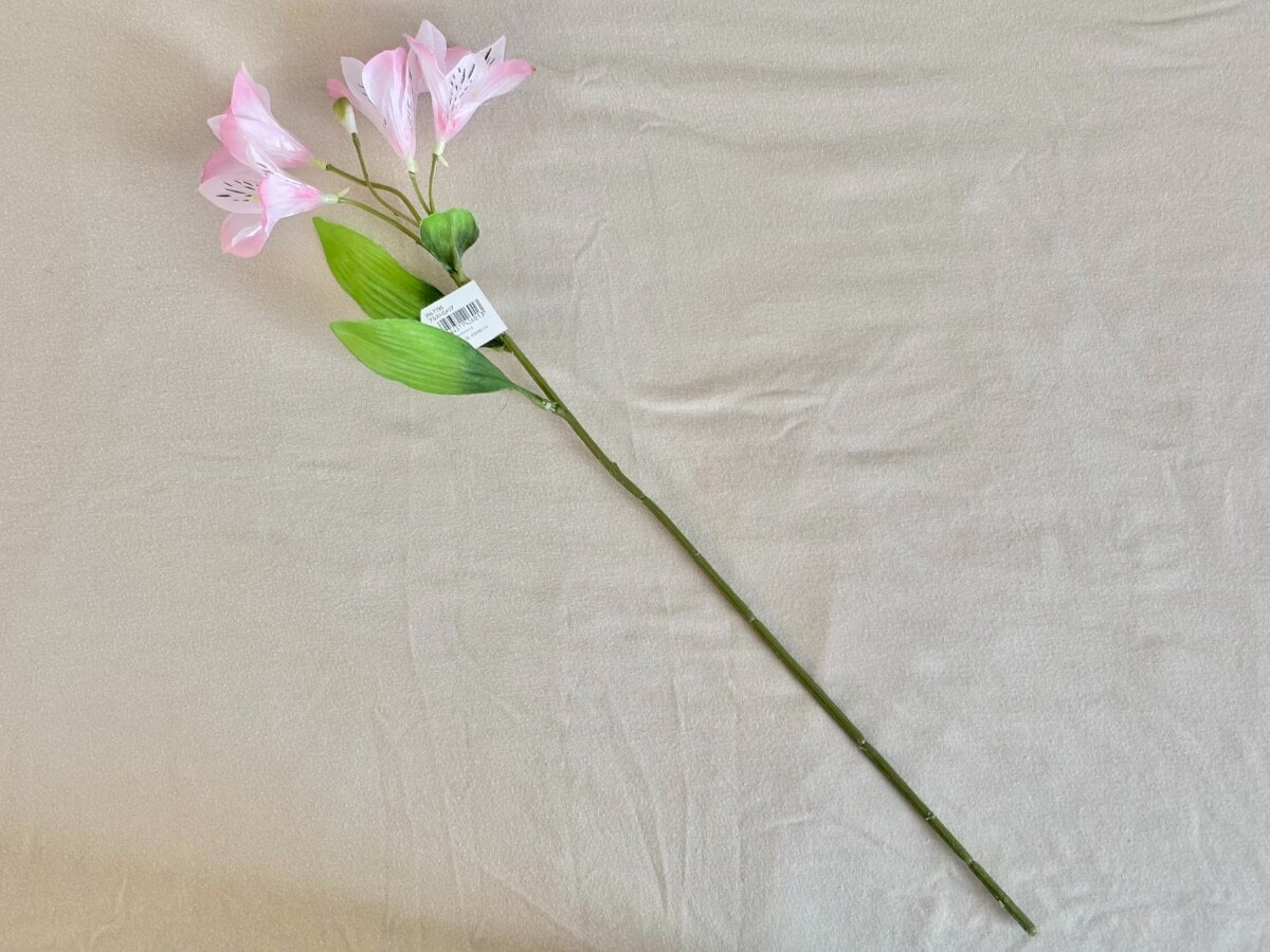セリアのおすすめ造花10選！高見えでインテリアにもぴったり