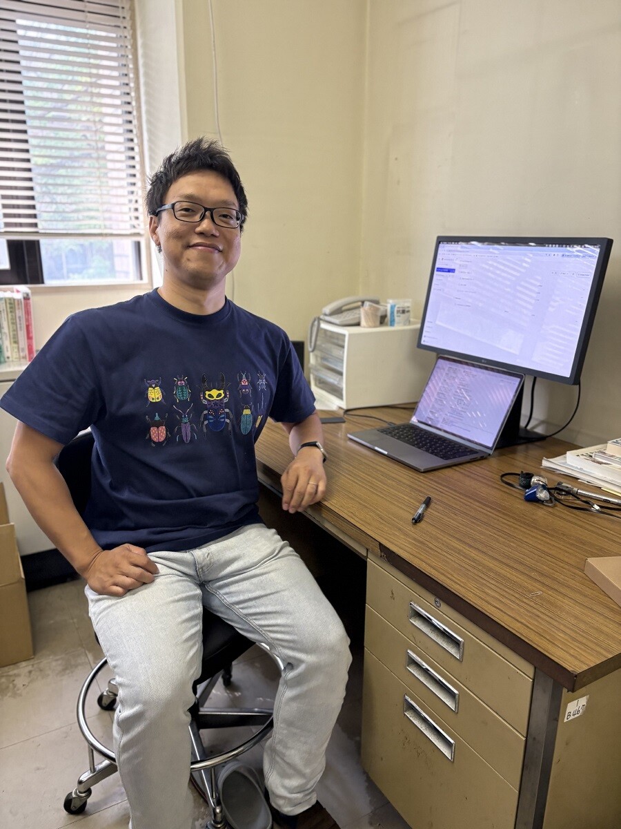「『適者生存』は、実は進化論の父といわれるダーウィンが作った言葉ではありません」と語る進化生態学者の鈴木紀之氏
