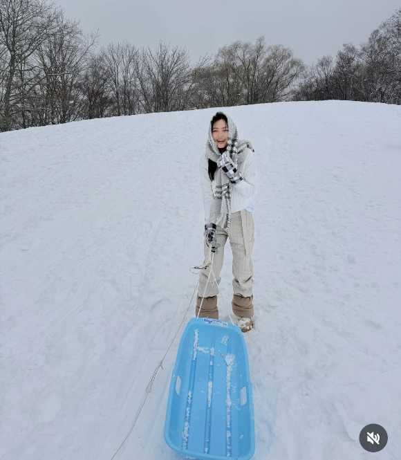 Instagram:大政絢(@aya_omasa_official)より