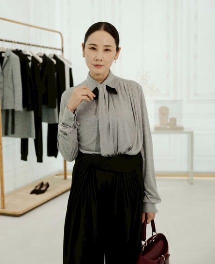 Instagram:吉田羊（@yoshidayoh_official）より