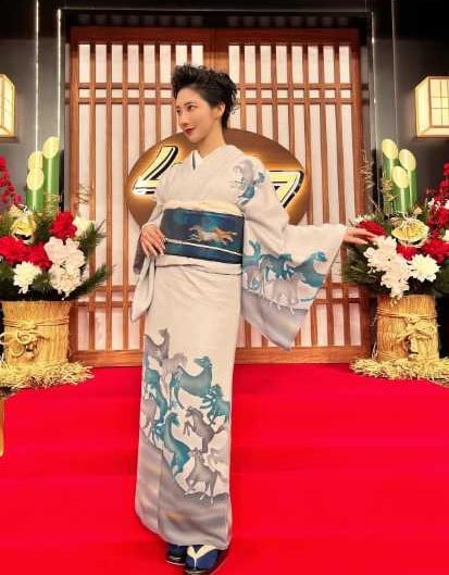 Instagram:ファーストサマーウイカ(@f_s_uika)より