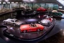 (C) Mercedes-Benz AG (C) Mercedes-Benz AG