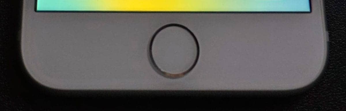 【機能】Face ID(顔認証)は不可1