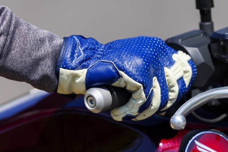 今日から使えるライディングテクニック実践講座【最新版 スマテク2.0】5.Uターン(1)低速バランスの奥義(動画あり) 02