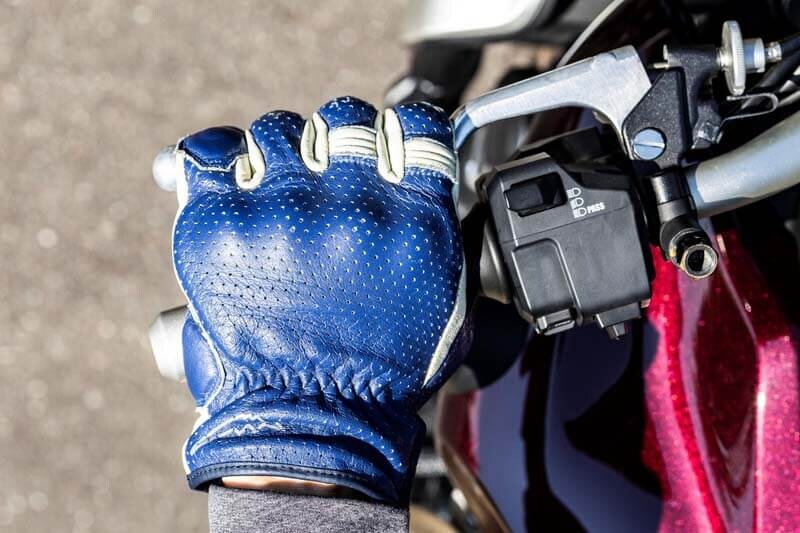 今日から使えるライディングテクニック実践講座【最新版 スマテク2.0】5.Uターン(1)低速バランスの奥義(動画あり) 04