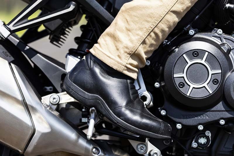 今日から使えるライディングテクニック実践講座【最新版 スマテク2.0】5.Uターン(1)低速バランスの奥義(動画あり) 06