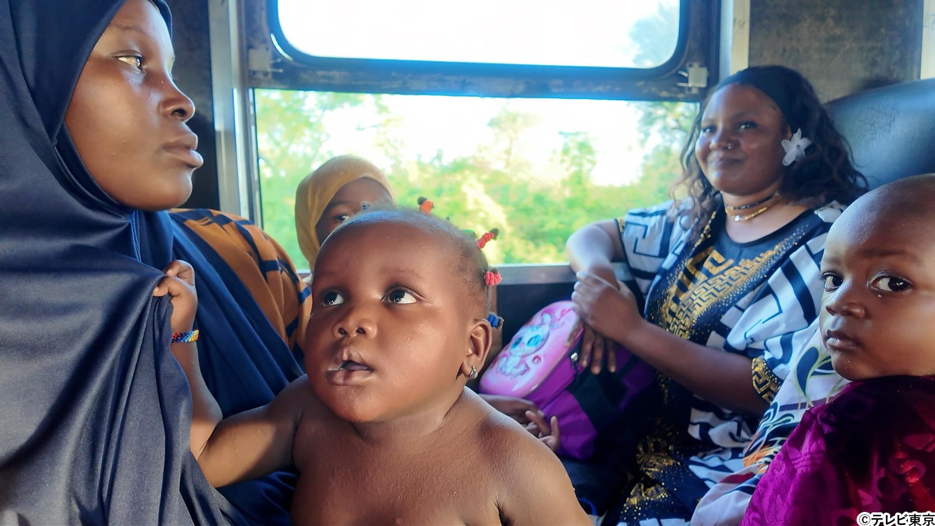 タンザニアやウズベキスタン…【世界の長距離鉄道】に乗って”気になる乗客”に密着!