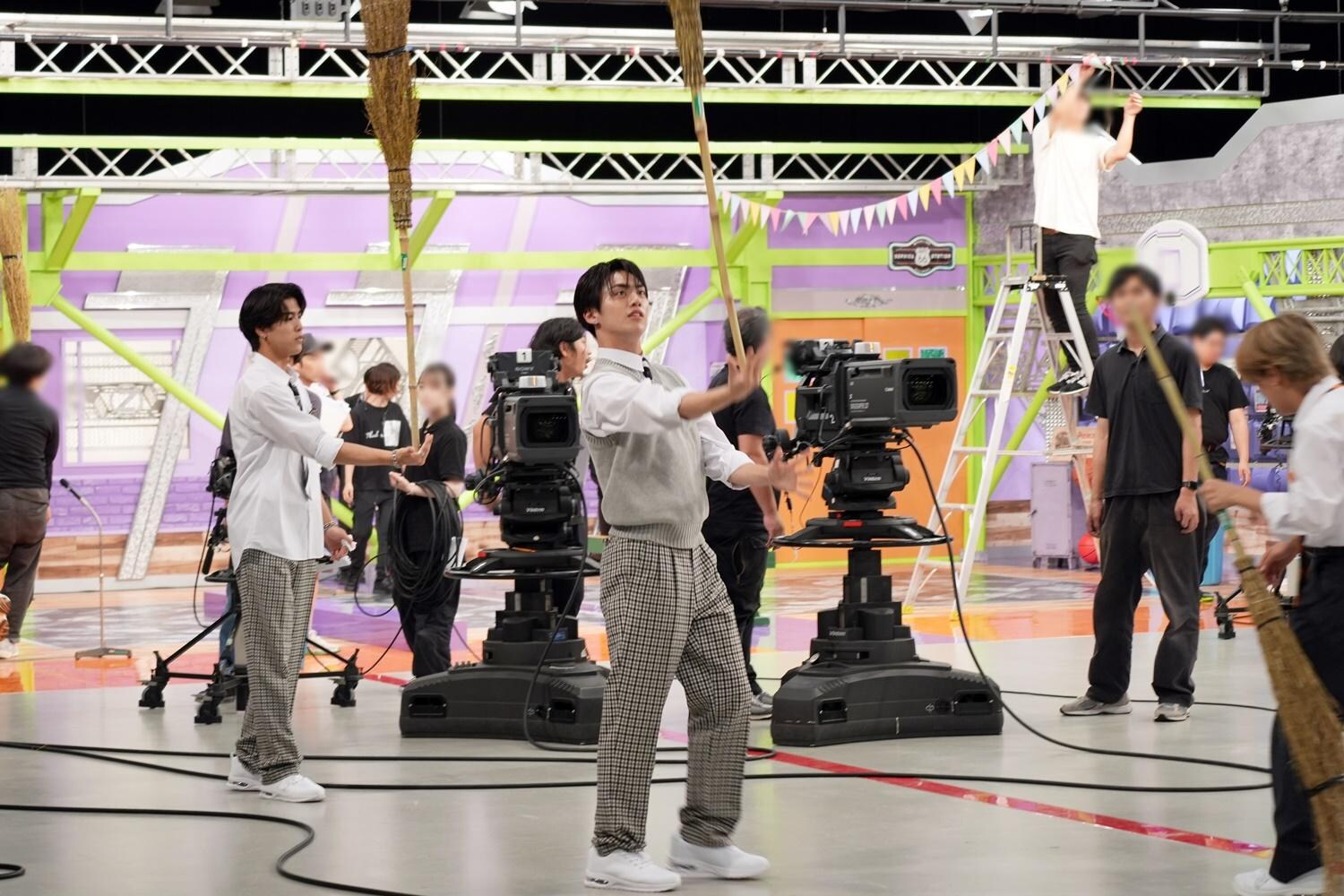 【収録潜入】まさかの事態が御曹司を襲う！？NEO EXILE 4組が“学校あるある”対決