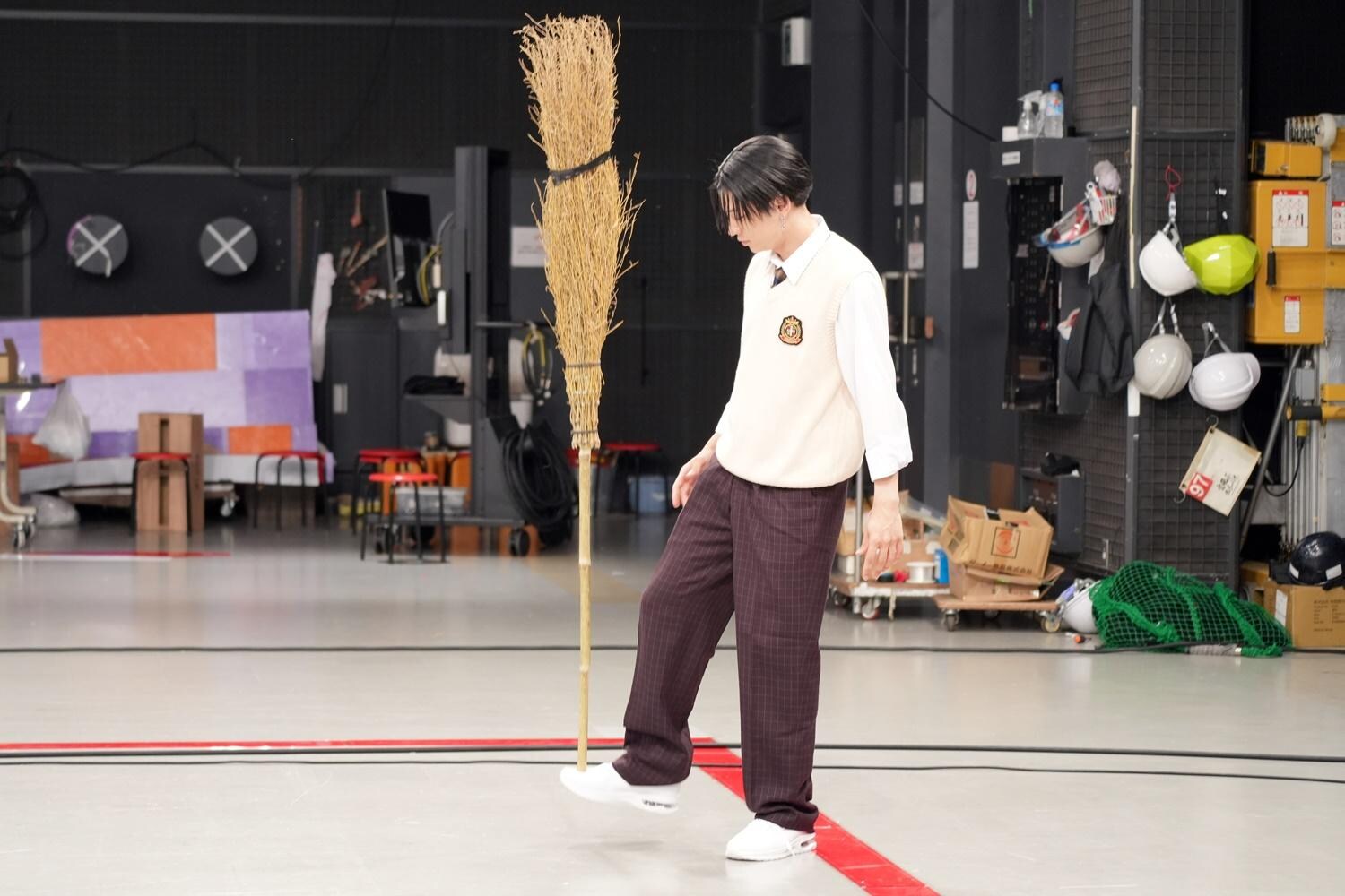 【収録潜入】まさかの事態が御曹司を襲う！？NEO EXILE 4組が“学校あるある”対決