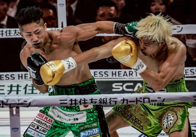 天心のパンチを見切り、距離感を掴んだ拓真のクロスカウンターが決まる