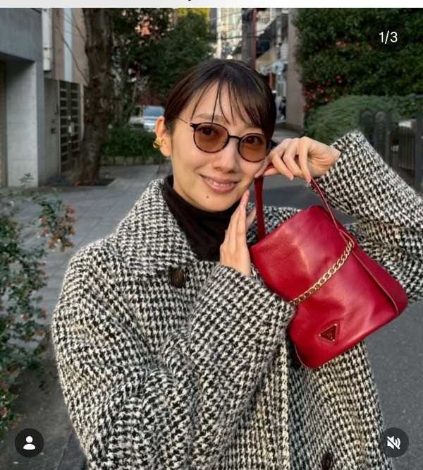 Instagram:波瑠(@06_haru_17)より