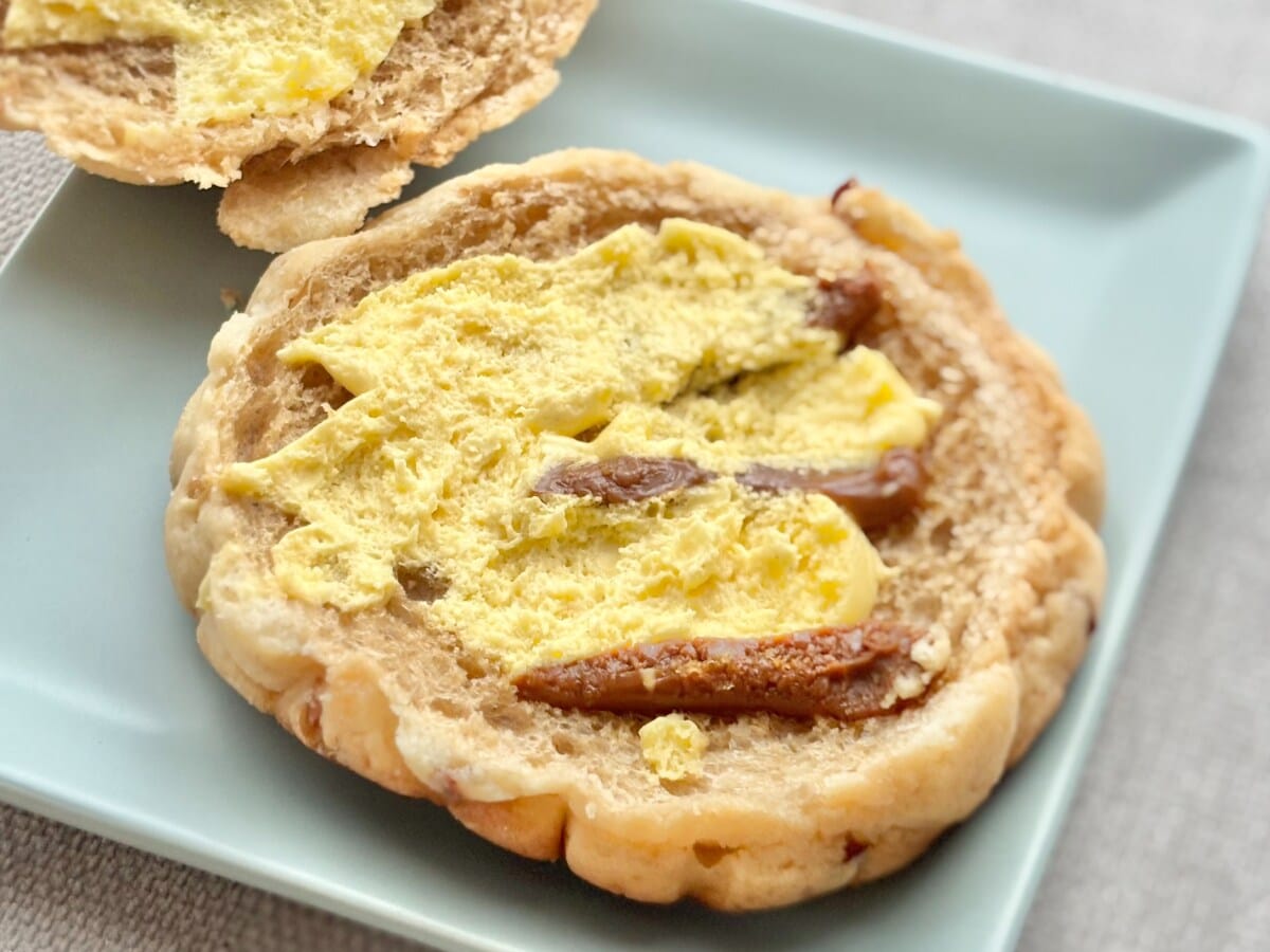 人気シェフ監修で「天才的な味」【ファミマ】の新作パンがおいしすぎた！