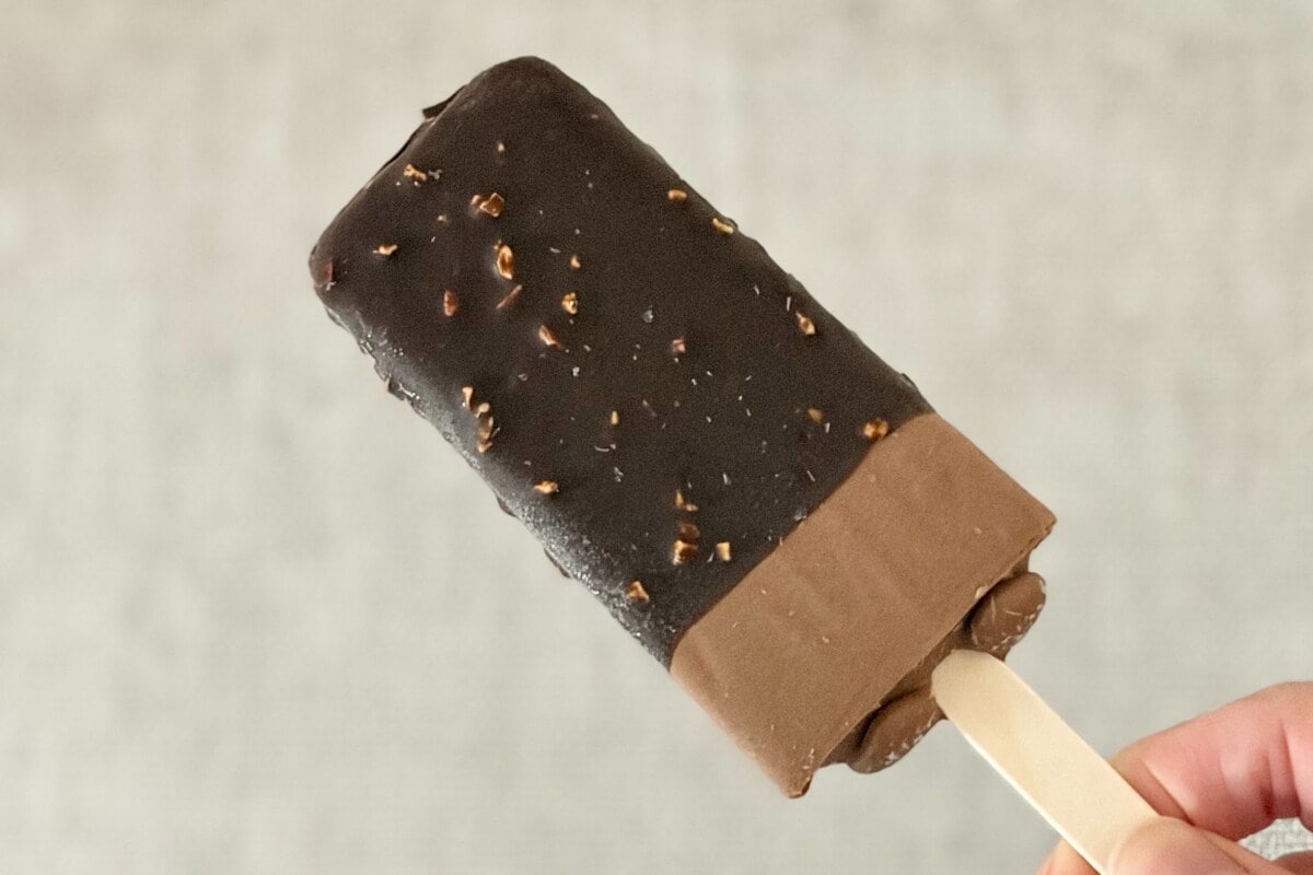 「カカオ感強めで大人な味」「上品」【ファミマ限定】アイスが逸品すぎる