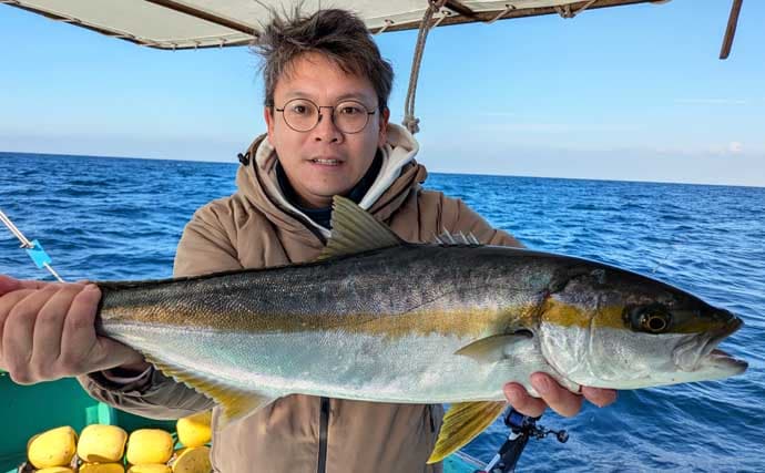 【沖釣り釣果速報】芦屋沖の落とし込み釣りで100cmヒラマサ浮上！船中青物57匹の爆発劇（福岡）