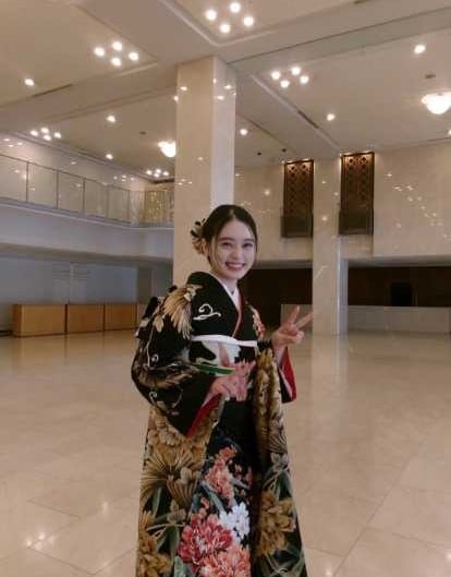 Instagram:髙石あかり(@a_akari1219)より