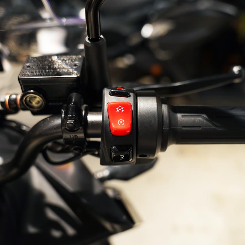 「冒険の鼓動、動き出す。」250ccクラス最強の電動スクーター『VMOTO