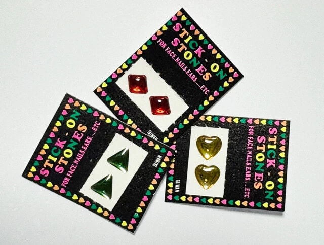 昭和から人気のチャーミングシール（ピアスシール）