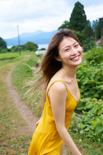 デジタル写真集『その美脚、規格外。』(撮影/Takeo Dec.)より