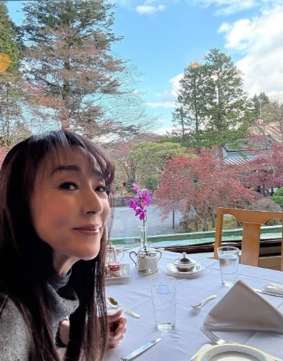 Instagram:浅野ゆう子(@yukoasano_official)より