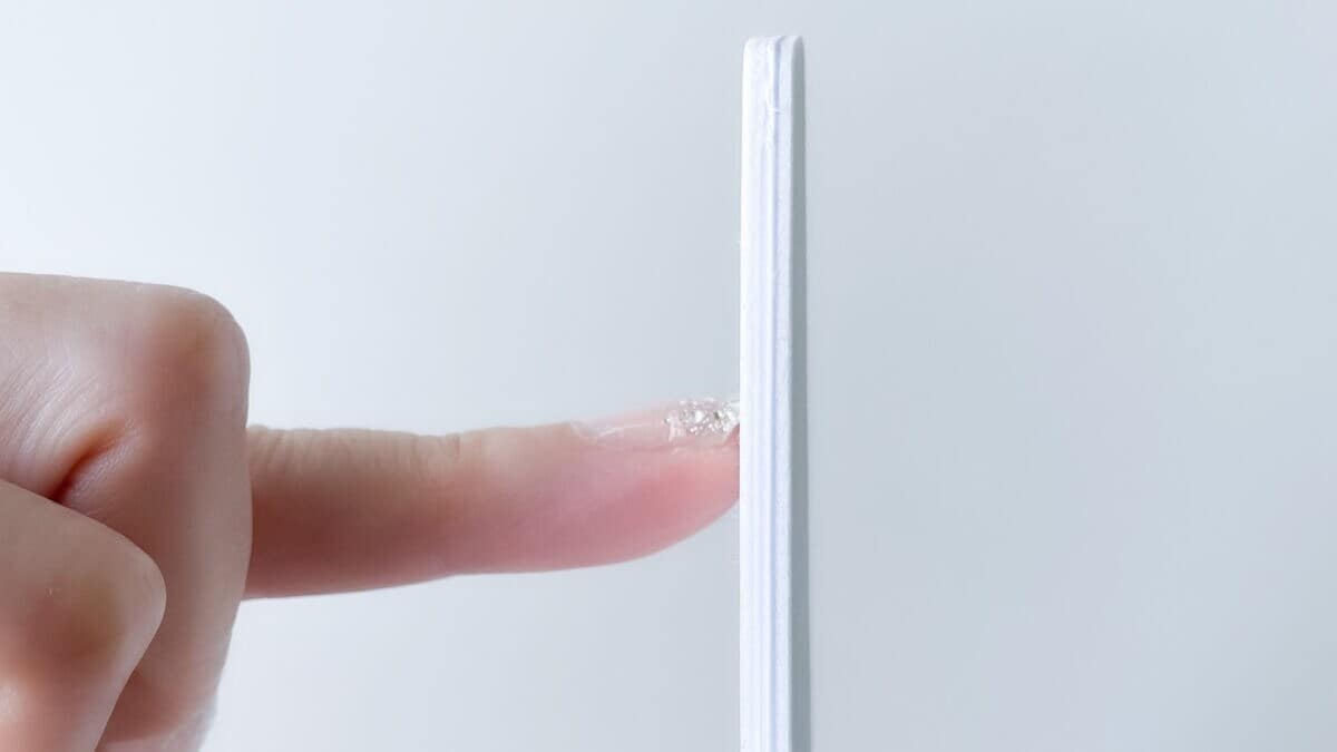 セリアのネイルシールのやり方は？新作やパーツも紹介【2025】