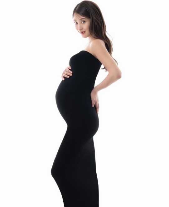 Instagram:岡副麻希(@maki_okazoe_official)より