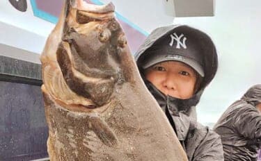 「ヒラメ3kg級が次々浮上!」大原沖の泳がせ釣りで船中26尾の爆釣劇【千葉】