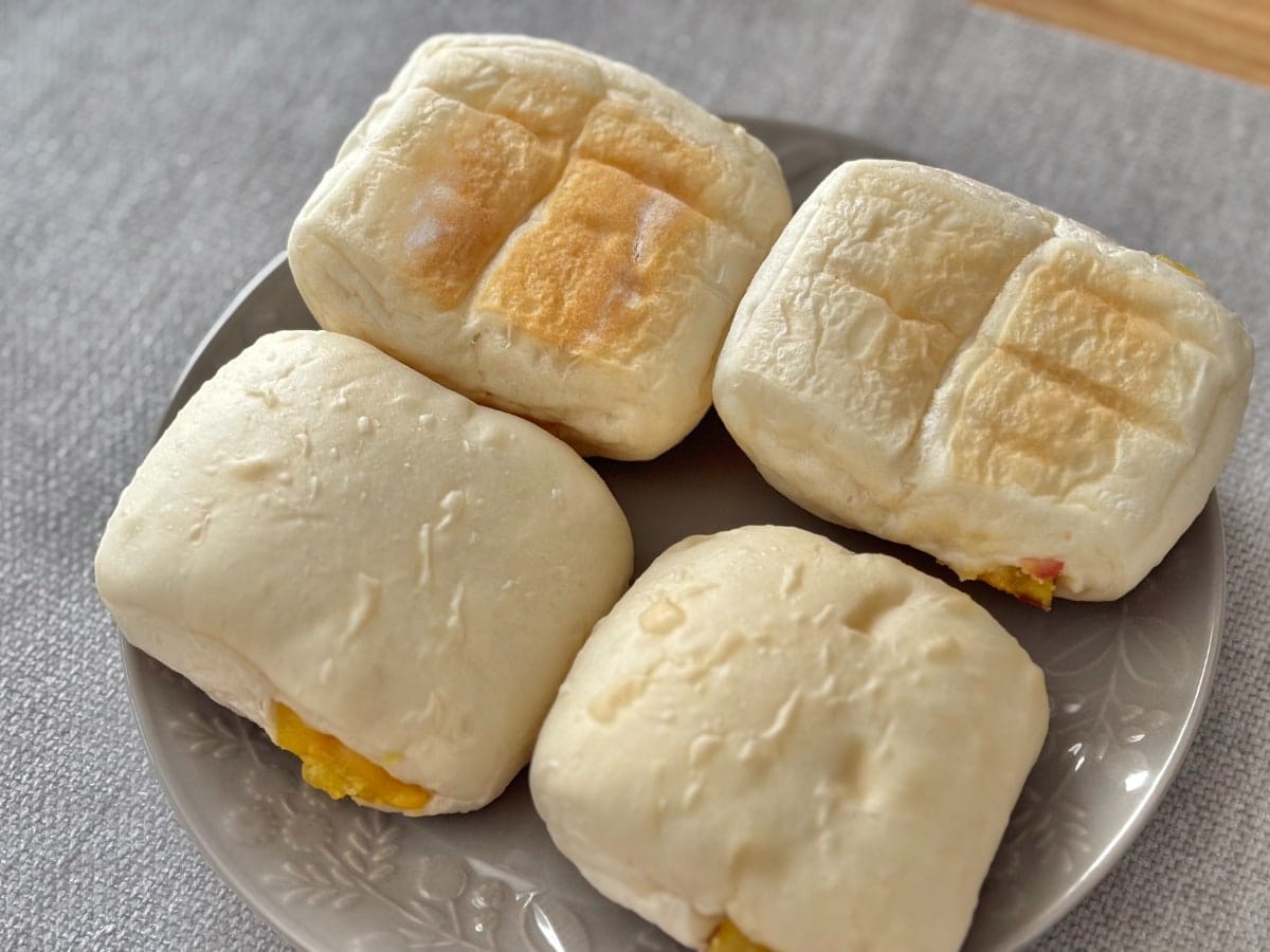 秋ならではのホクホク感!【ローソン】1個53.5円のパンはほっこり系