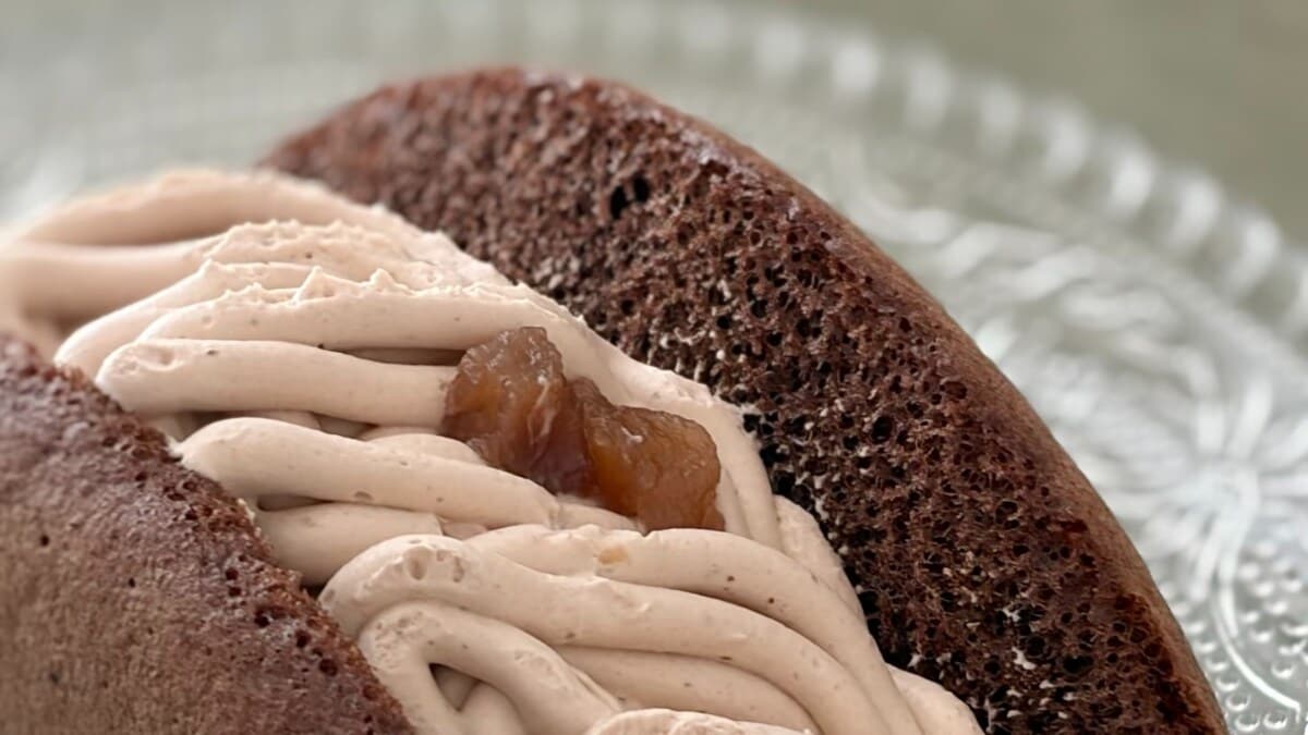 栗の甘みとココアが混ざり合う！【ファミマ】の新作は高級感があって美味