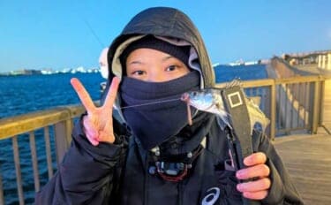 セイゴ好反応の電気ウキ釣りを家族で満喫【愛知・碧南ボードウォーク】ハリサイズ調整が奏功