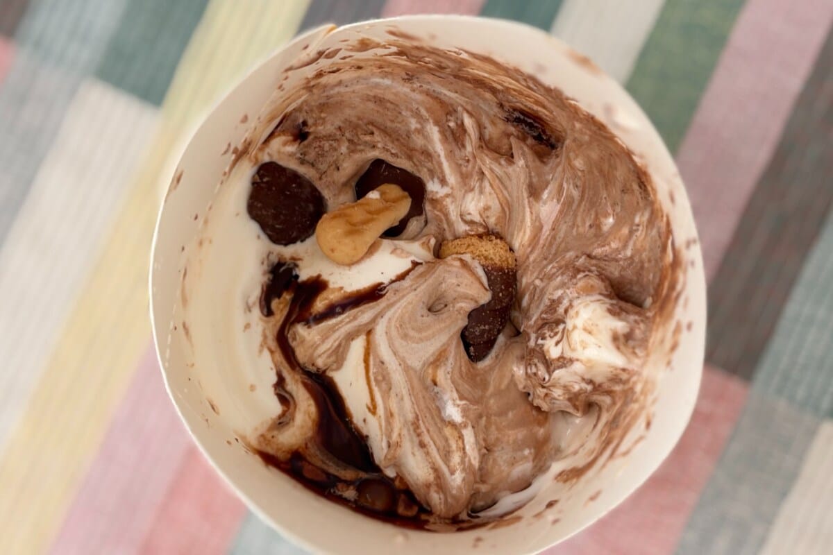 売り切れ続出で入手困難!?【マックフルーリー】話題の新作を実食レポ!