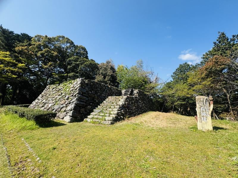 「売れない空き家」が“秘密基地”のようなライダー宿に 静岡・浜松市二俣に〈152INN〉誕生。本田宗一郎の故郷で空き家再生×地域活性の新モデルが始動