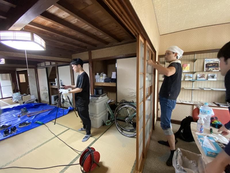 「売れない空き家」が“秘密基地”のようなライダー宿に 静岡・浜松市二俣に〈152INN〉誕生。本田宗一郎の故郷で空き家再生×地域活性の新モデルが始動