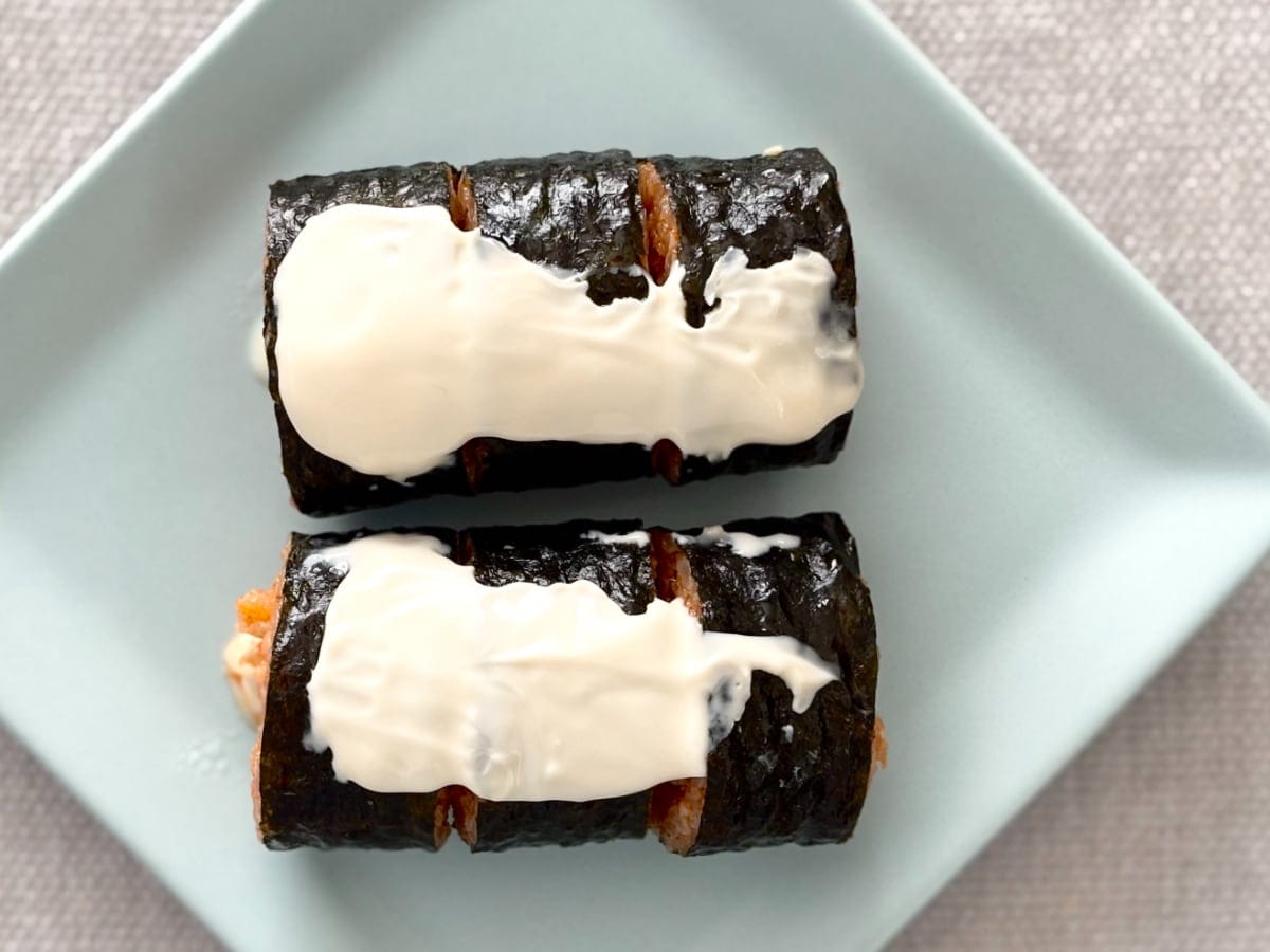 とろけるチーズとコチュジャンがクセになる!【ローソン】のキンパを実食