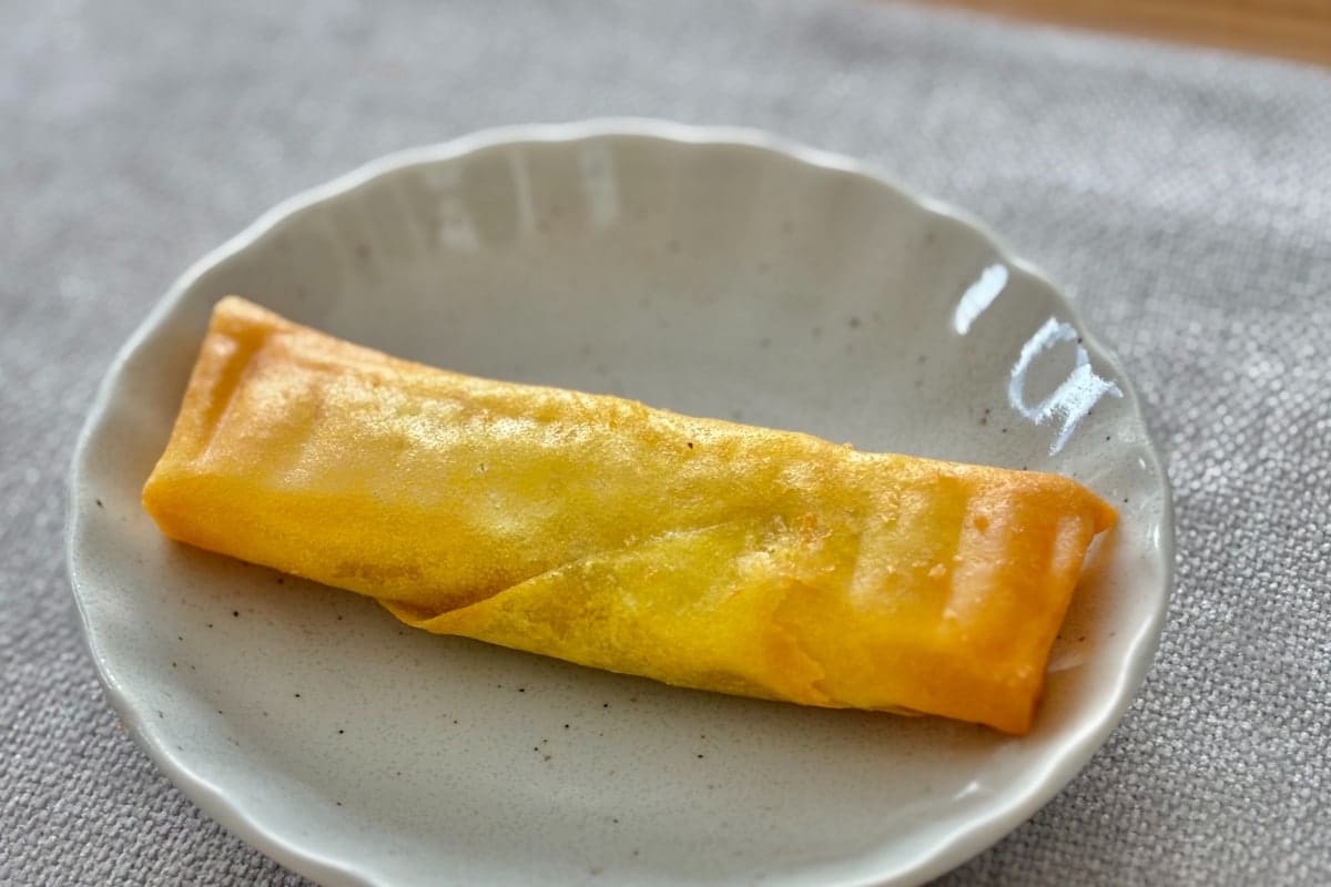 「最大限の賛辞を与えたい」との声も!【ローソン】の新作春巻きを実食