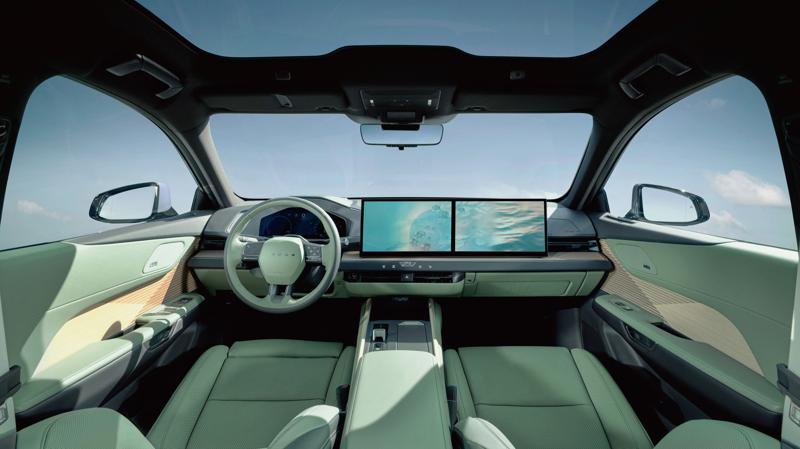 モビリティのカラーデザインコンテスト「オートカラーアウォード2025」グランプリは、ヤマハ発動機株式会社「YZF-R3/YZF-R25」のマットパールホワイトに決定!