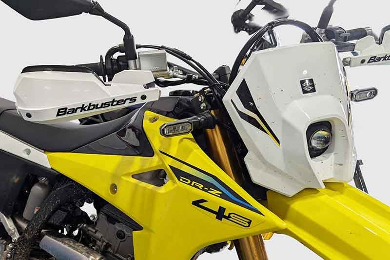 Barkbusters の「ハンドルガードキット」にスズキ DR-Z4S／SM用が登場！ 記事2