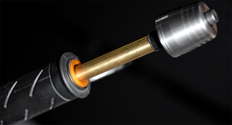 EVATEK から汎用「真鍮インナーウェイト」が発売　振動軽減で長距離ツーリングの快適性アップ 記事1