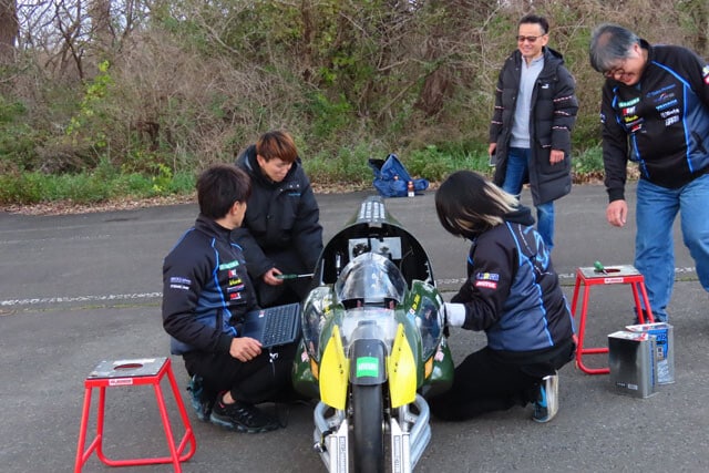 全日本ロードレース選手権にも参戦しているTaira Promote Field Service（TPFS）がメカニックを引き受けてくれたことで万全の体制へ