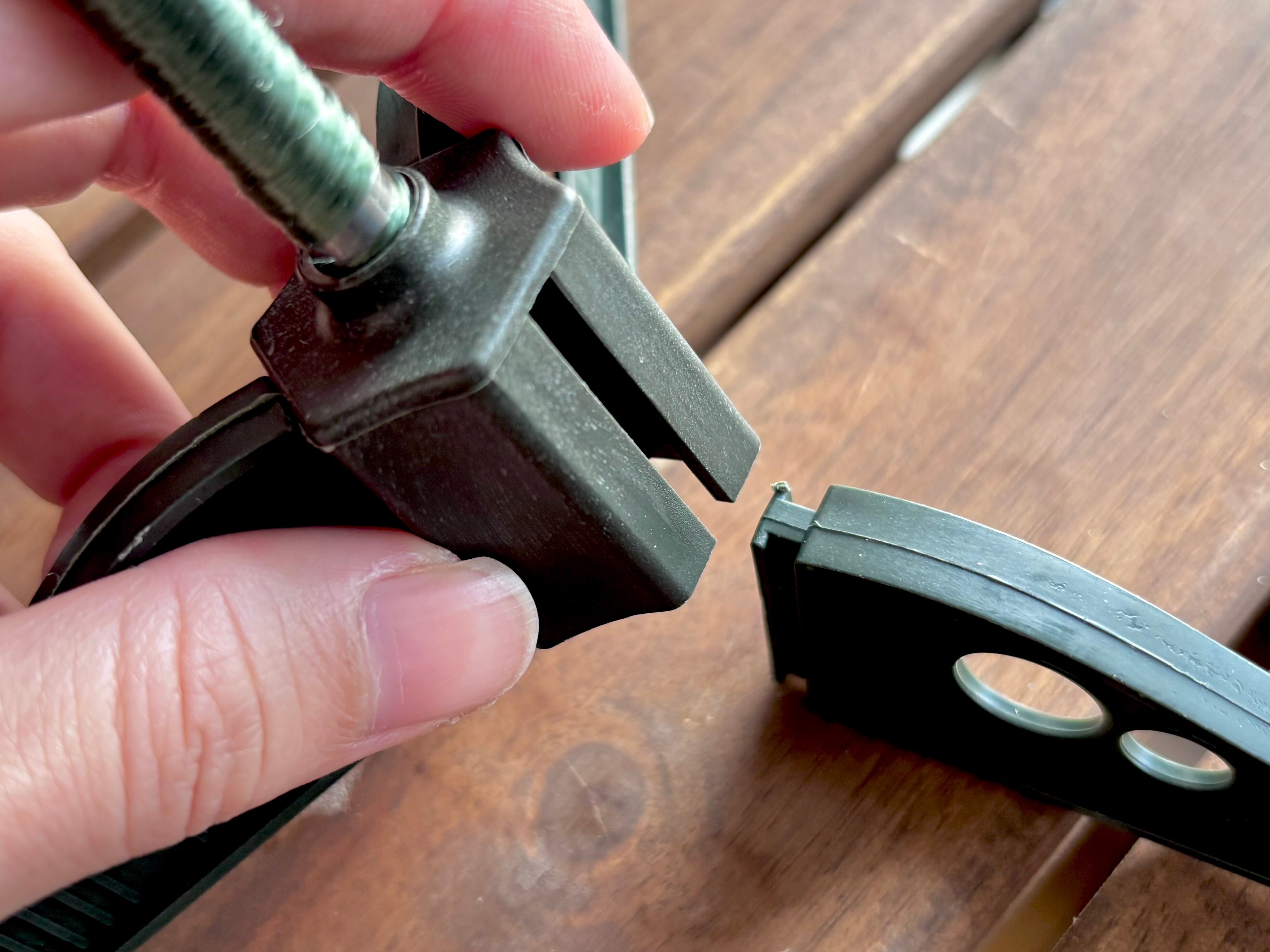 【2025】100均のクリスマスグッズが可愛すぎて大優勝♡手作りリースの作り方も紹介