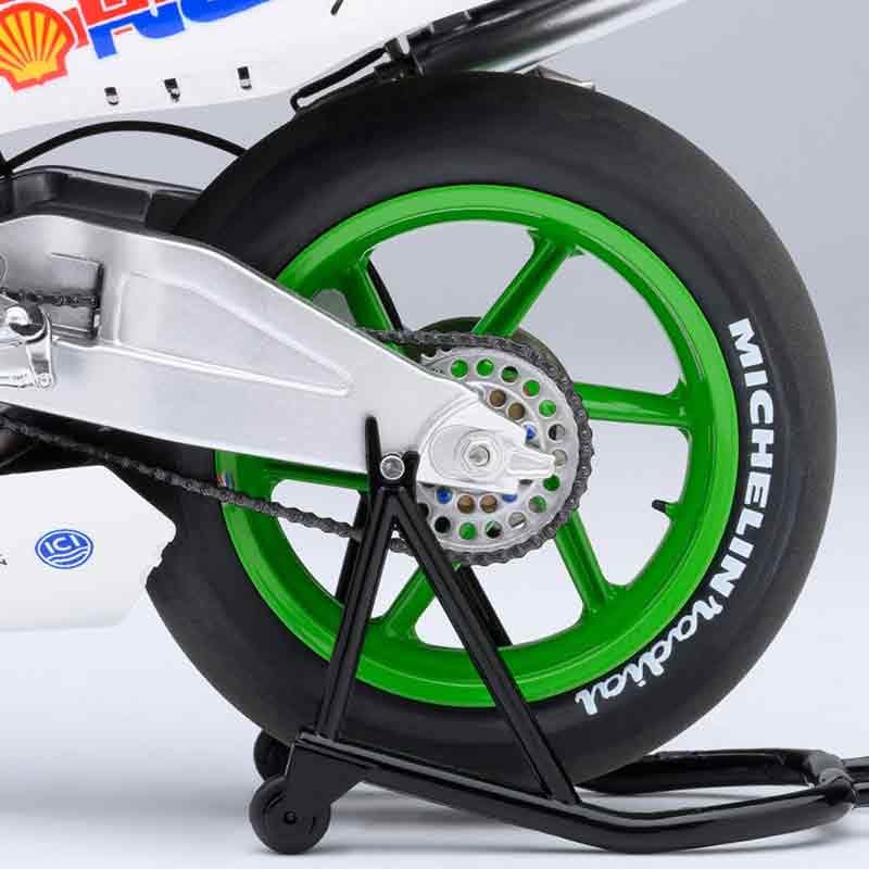 「バリバリ伝説」巨摩 郡の NSR500 が蘇る！ CAMSHOP.JP が1/12スケール完成品モデルの販売を開始 記事8