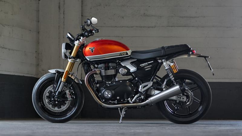 トライアンフから「ALL