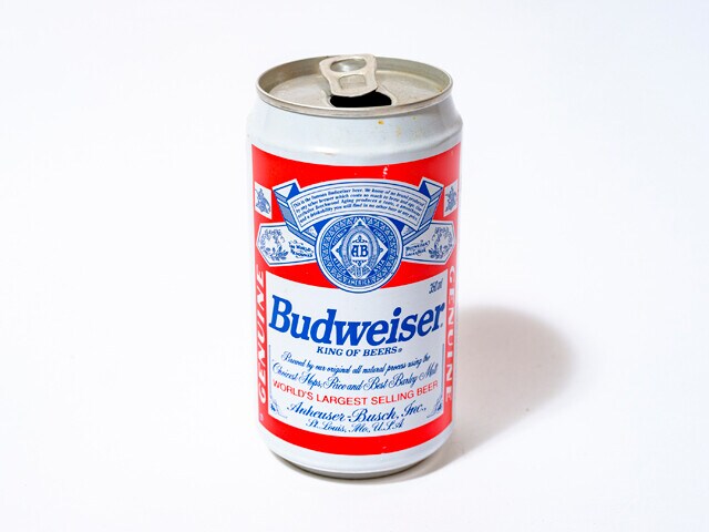 こちらは当時のバドワイザー缶