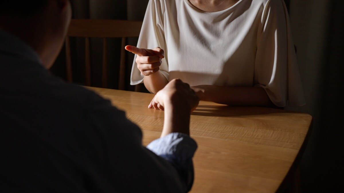 離婚をきっかけに元夫の家族と大揉め！世帯年収1000万・35歳女性の驚きの過去