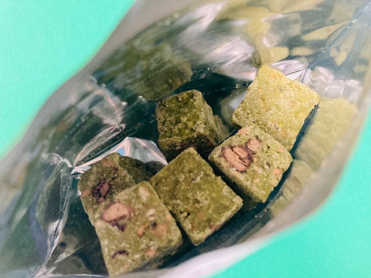 食感はもちろん、味わいのバランスもよき！【セブン】「ザクザククランチチョコ 宇治抹茶」