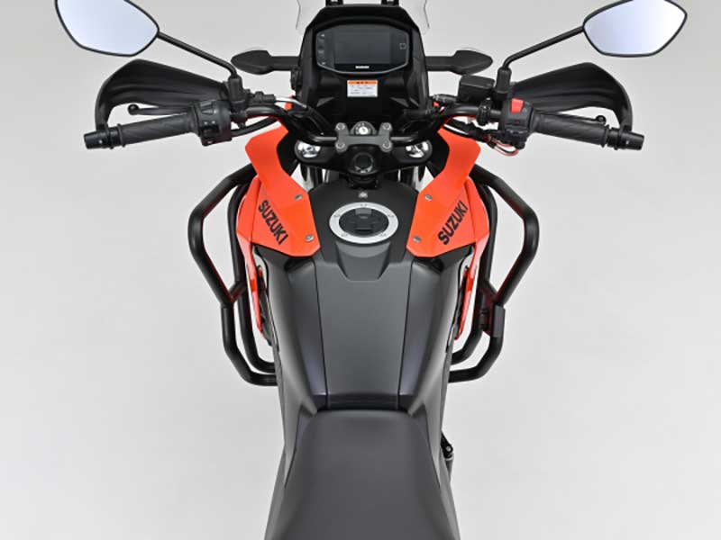 デイトナから Vストローム250SX(’23)用「パイプエンジンガード Upper/Lower」が発売! 記事3